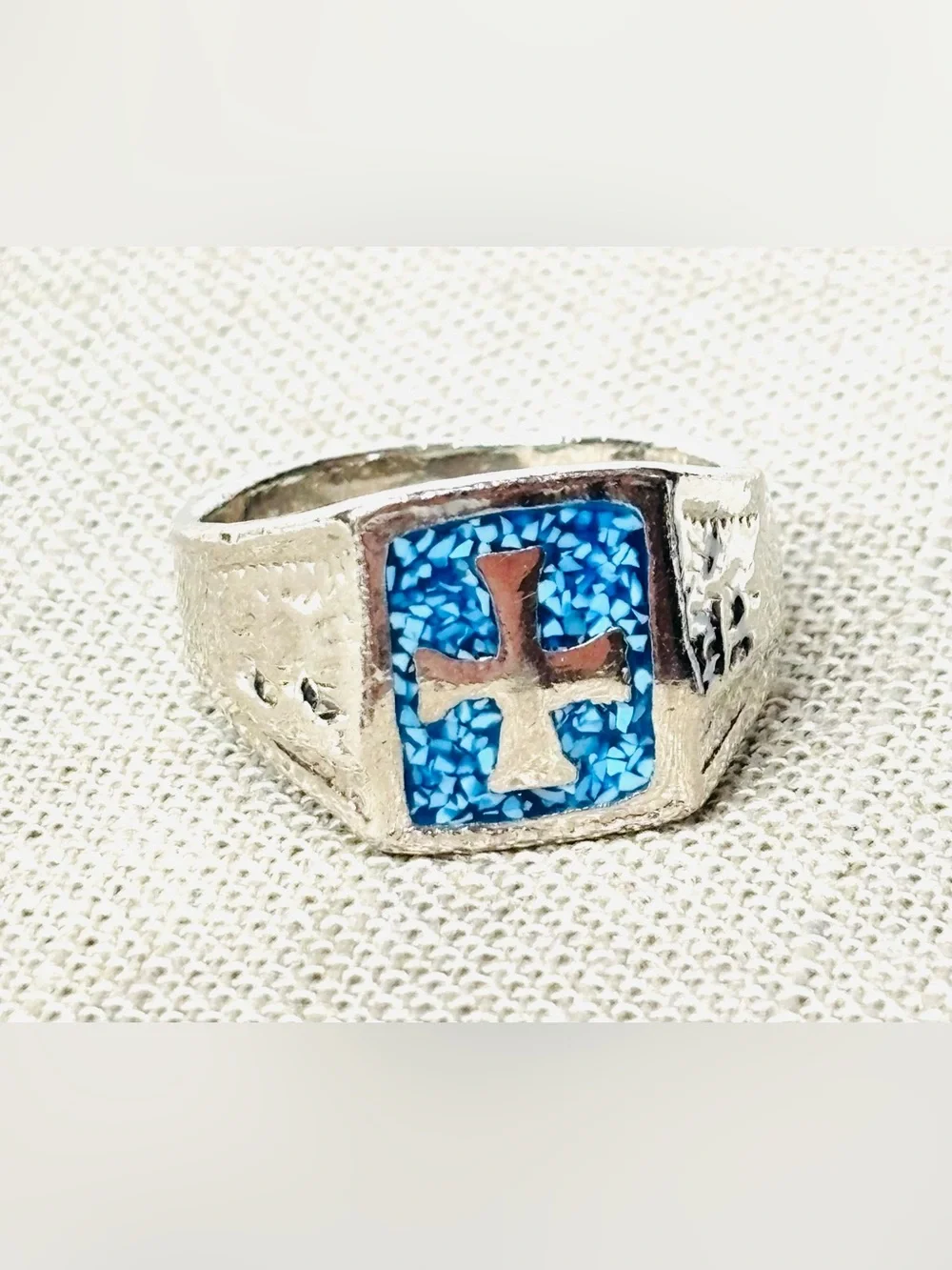 Vintage Silver Cross Signet Ring with Blue Chip Inlay Size 11.75